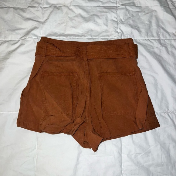 High Rise Belted Short - Picture 3 of 3